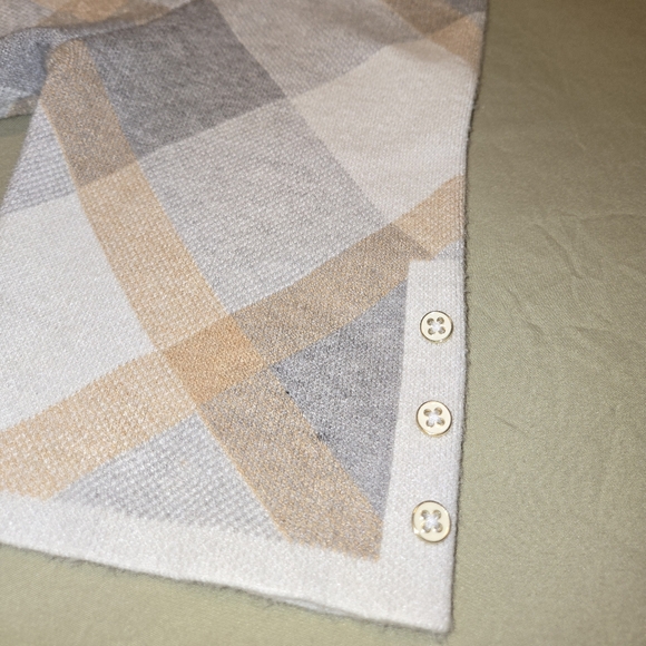 Liz Claiborne 3/4 Sleeve Sweater – Size LP #004 - Picture 3 of 6